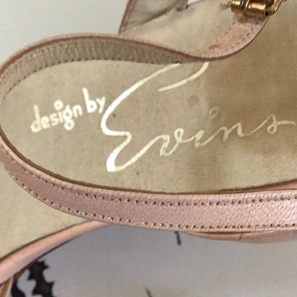 Vintage 1977 Pink Soft Leather Sling Back Chunky Heels with delicateRoseGold - Picture 5 of 9